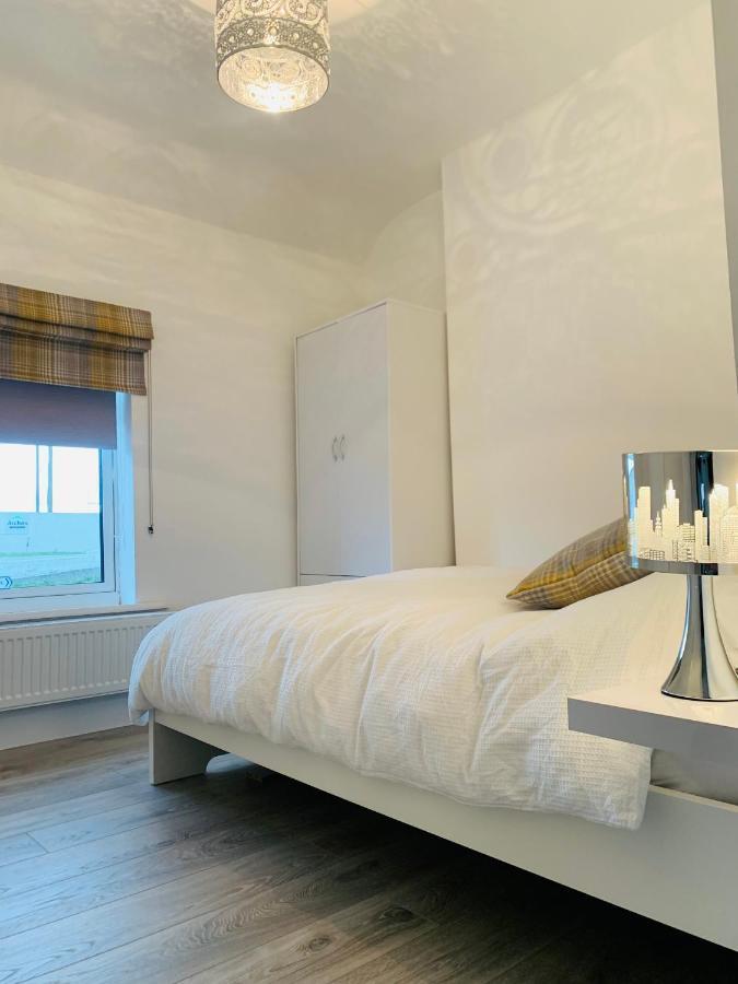 Station House Villa Ballina  Eksteriør billede