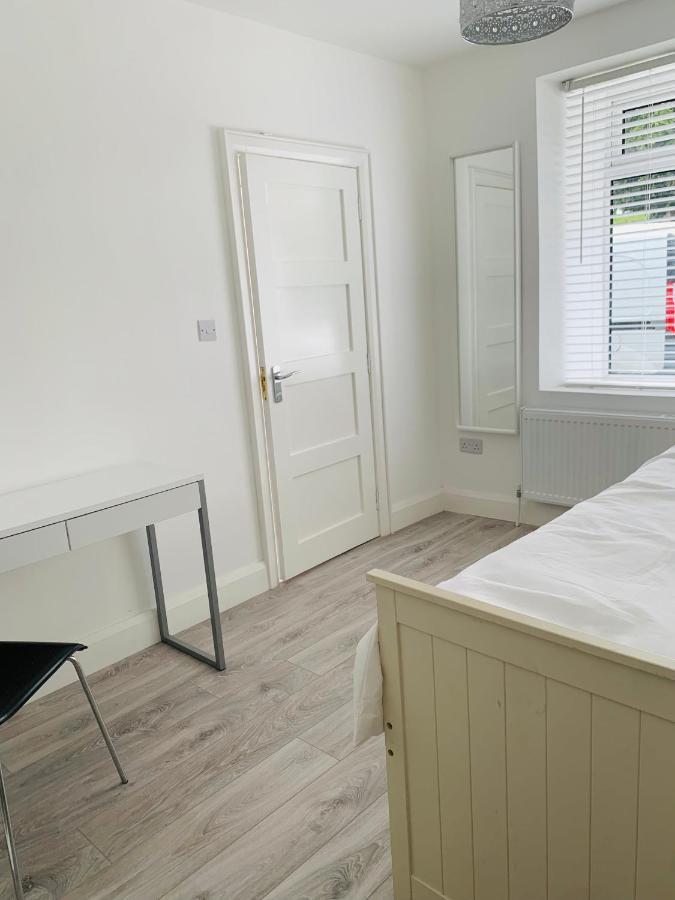 Station House Villa Ballina  Eksteriør billede